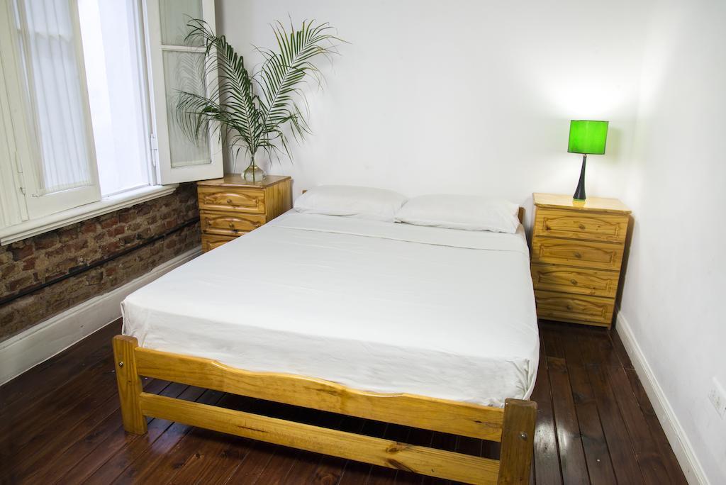 Casa De Papa Hostel บัวโนสไอเรส ห้อง รูปภาพ
